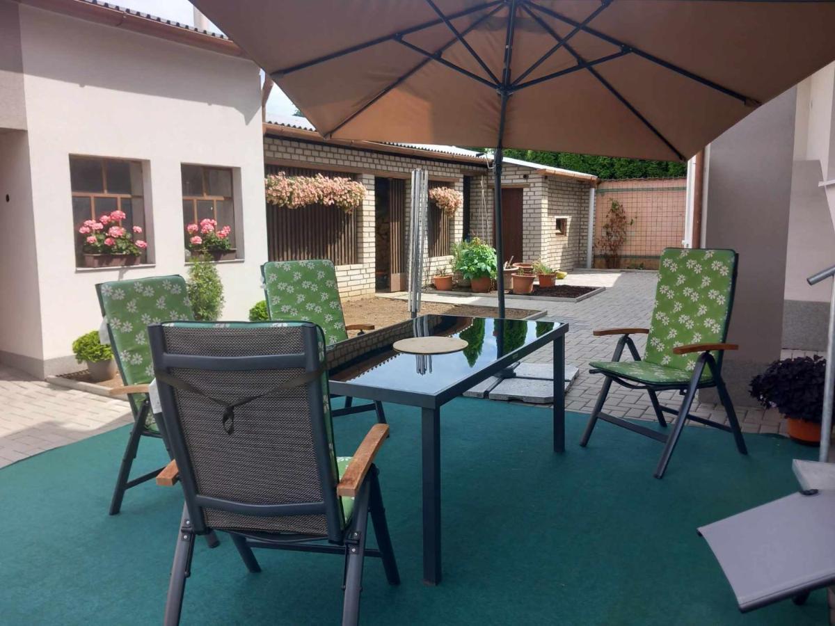 Ferienwohnung V Centru Lanžhot Exterior foto